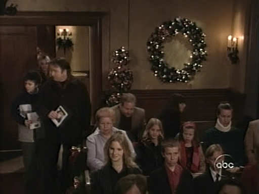 Charmed-Online_dot_nl-8SimpleRules-1x12-0902.jpg