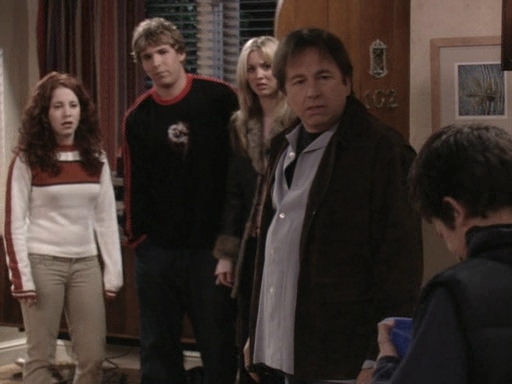 Charmed-Online_dot_nl-8SimpleRules-1x16-0932.jpg