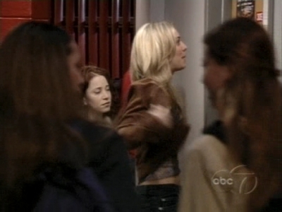 Charmed-Online_dot_nl-8SimpleRules-1x18-0552.jpg