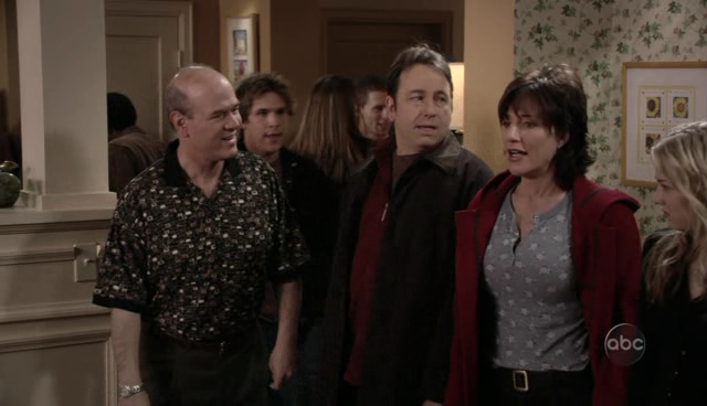 Charmed-Online_dot_nl-8SimpleRules-1x19-0374.jpg