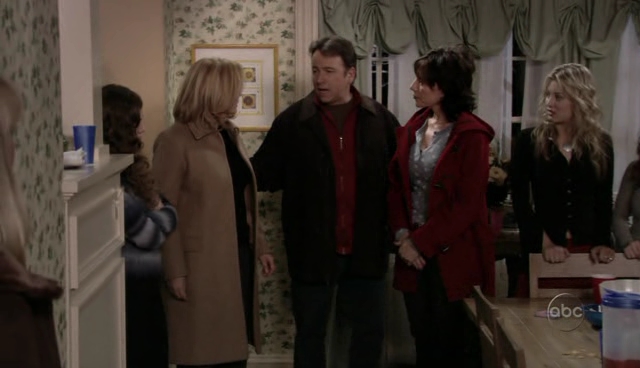 Charmed-Online_dot_nl-8SimpleRules-1x19-0393.jpg