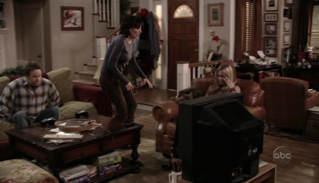 Charmed-Online_dot_nl-8SimpleRules-1x21-0490.jpg
