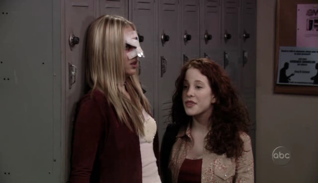 Charmed-Online_dot_nl-8SimpleRules-1x21-0923.jpg