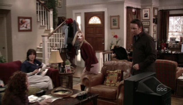 Charmed-Online_dot_nl-8SimpleRules-1x21-0981.jpg