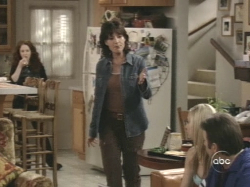 Charmed-Online_dot_nl-8SimpleRules-1x24-0077.jpg