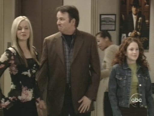 Charmed-Online_dot_nl-8SimpleRules-1x24-0328.jpg