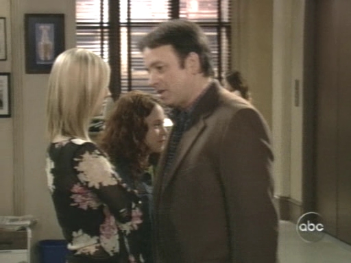 Charmed-Online_dot_nl-8SimpleRules-1x24-0396.jpg