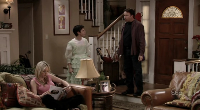 Charmed-Online_dot_nl-8SimpleRules-1x26-0163.jpg