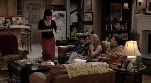 Charmed-Online_dot_nl-8SimpleRules-1x26-0252.jpg