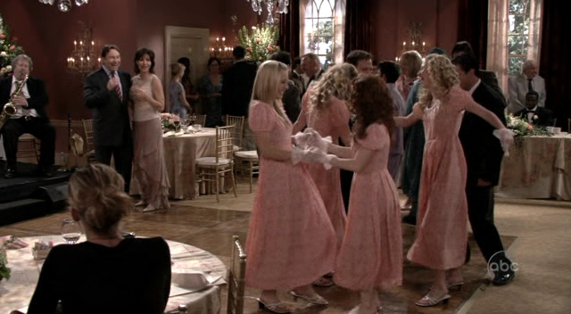 Charmed-Online_dot_nl-8SimpleRules-1x26-1065.jpg