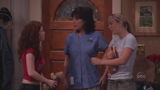Charmed-Online-dot-nl_8SimpleRules-2x01-1092.jpg