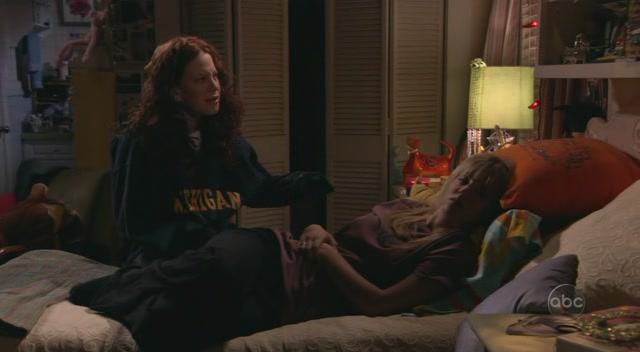 Charmed-Online-dot-nl_8SimpleRules-2x04-0432.jpg