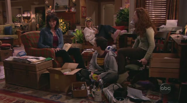 Charmed-Online-dot-nl_8SimpleRules-2x04-1862.jpg Charmed-Online-dot-nl_8SimpleRules-2x04-1862.jpg