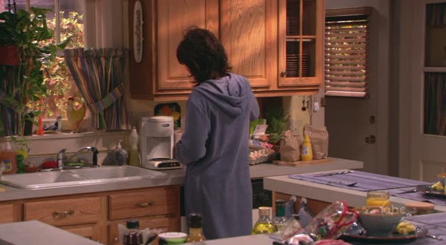 Charmed-Online-dot-nl_8SimpleRules-2x06-2839.jpg