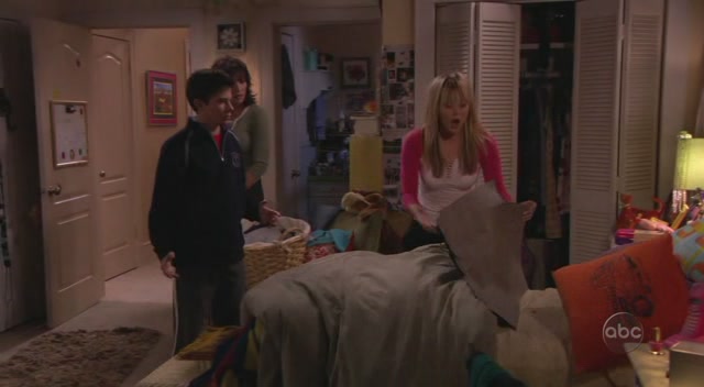 Charmed-Online-dot-nl_8SimpleRules-2x07-0454.jpg