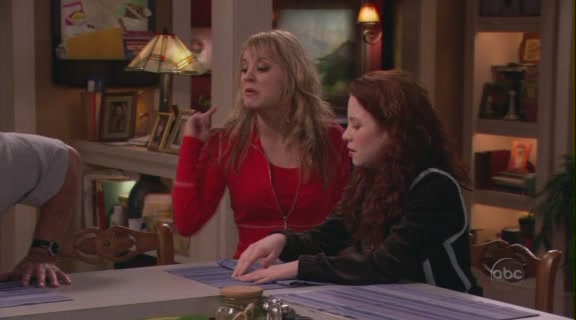 Charmed-Online-dot-nl_8SimpleRules-2x10-1807.jpg