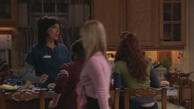 Charmed-Online-dot-nl_8SimpleRules-2x11-2615.jpg