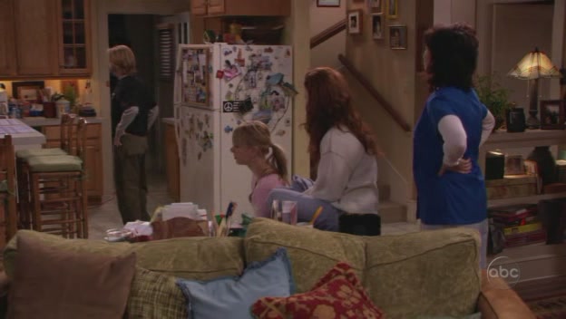 Charmed-Online-dot-nl_8SimpleRules-2x11-3547.jpg