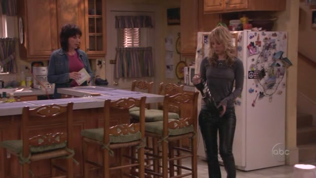 Charmed-Online-dot-nl_8SimpleRules-2x12-6462.jpg