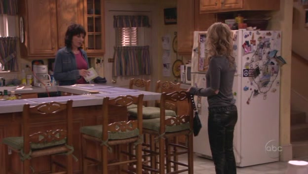 Charmed-Online-dot-nl_8SimpleRules-2x12-6463.jpg