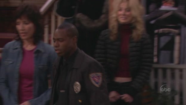 Charmed-Online-dot-nl_8SimpleRules-2x12-7235.jpg