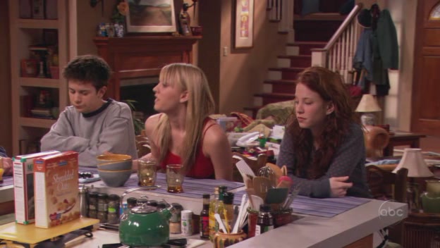 Charmed-Online-dot-nl_8SimpleRules-2x14-3723.jpg