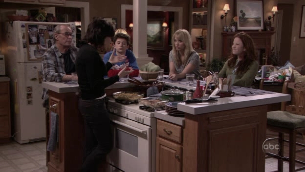 Charmed-Online_dot_nl-8SimpleRules-2x18-9064.jpg