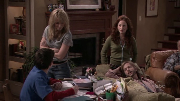 Charmed-Online_dot_nl-8SimpleRules-2x18-9261.jpg