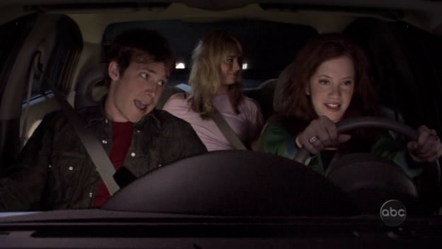 Charmed-Online_dot_nl-8SimpleRules-2x18-9798.jpg