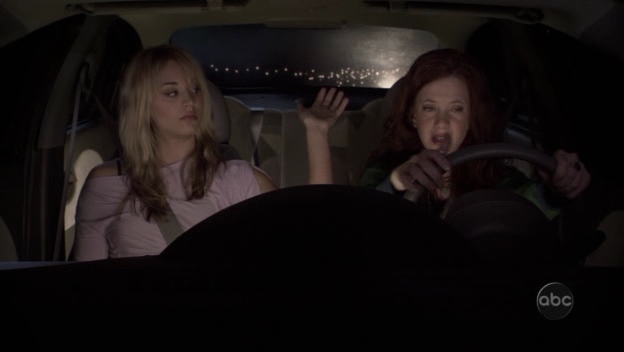 Charmed-Online_dot_nl-8SimpleRules-2x19-10071.jpg