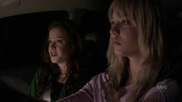 Charmed-Online_dot_nl-8SimpleRules-2x19-10371.jpg