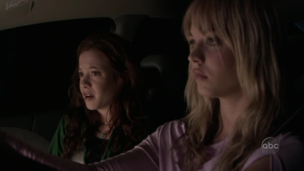 Charmed-Online_dot_nl-8SimpleRules-2x19-10376.jpg