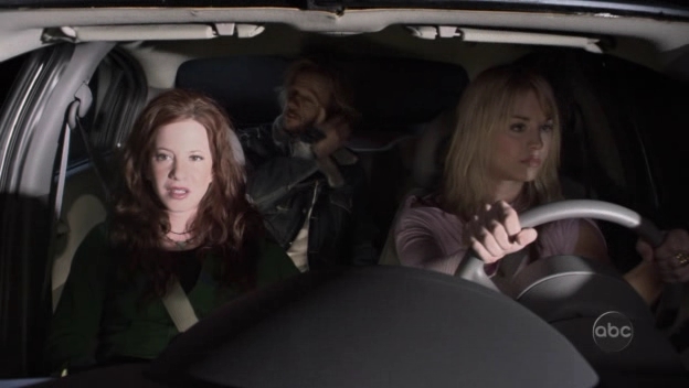 Charmed-Online_dot_nl-8SimpleRules-2x19-10696.jpg