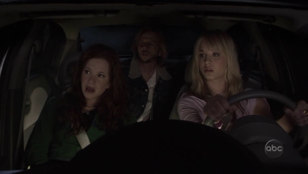 Charmed-Online_dot_nl-8SimpleRules-2x19-10747.jpg