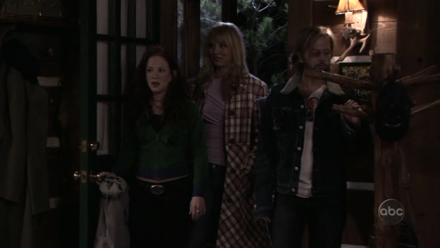 Charmed-Online_dot_nl-8SimpleRules-2x19-10760.jpg