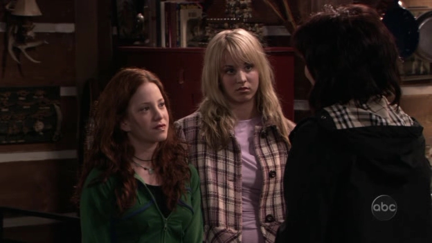 Charmed-Online_dot_nl-8SimpleRules-2x19-10978.jpg