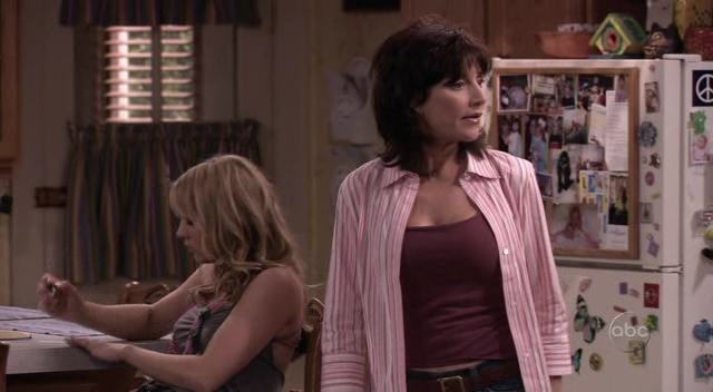 Charmed-Online_dot_nl-8SimpleRules-2x21-11868.jpg