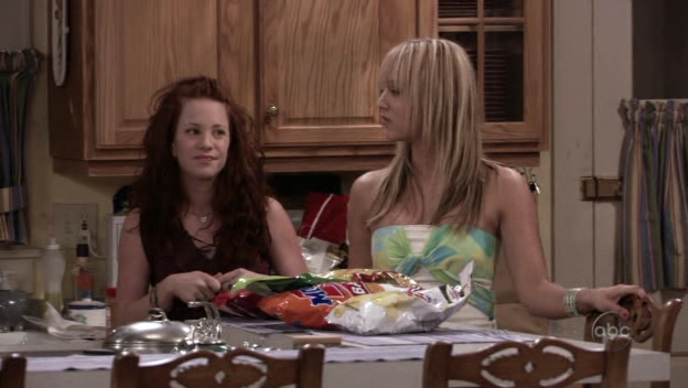 Charmed-Online_dot_nl-8SimpleRules-2x21-12379.jpg