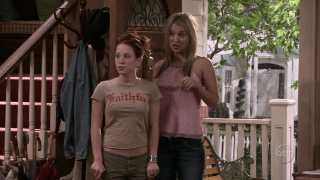 Charmed-Online_dot_nl-8SimpleRules-2x21-13322.jpg