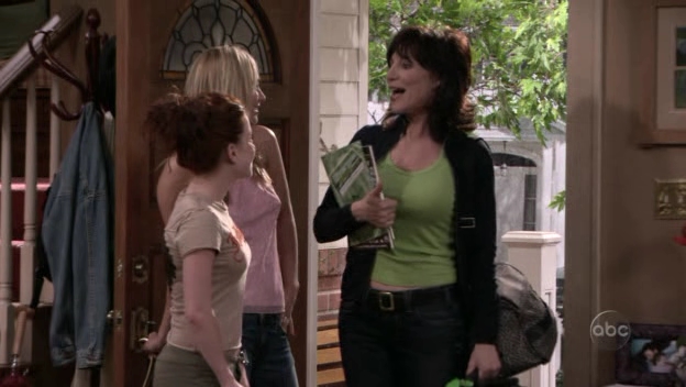 Charmed-Online_dot_nl-8SimpleRules-2x21-13360.jpg