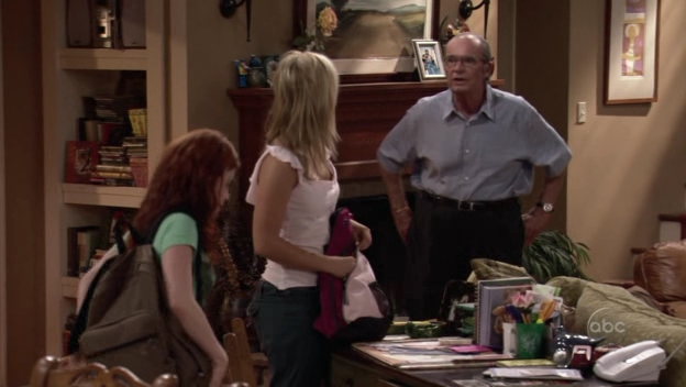 Charmed-Online_dot_nl-8SimpleRules-3x03-1193.jpg Charmed-Online_dot_nl-8SimpleRules-3x03-1193.jpg