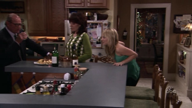 Charmed-Online_dot_nl-8SimpleRules-3x10-4546.jpg
