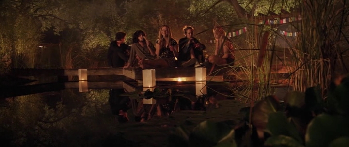 Charmed-Online-dot-NL-BurningBodhi4430.jpg