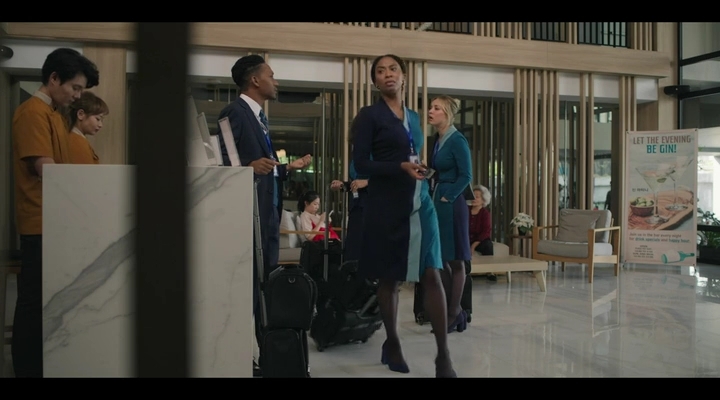 Charmed-Online-dot-nl_TheFlightAttendant1x01-1605.jpg