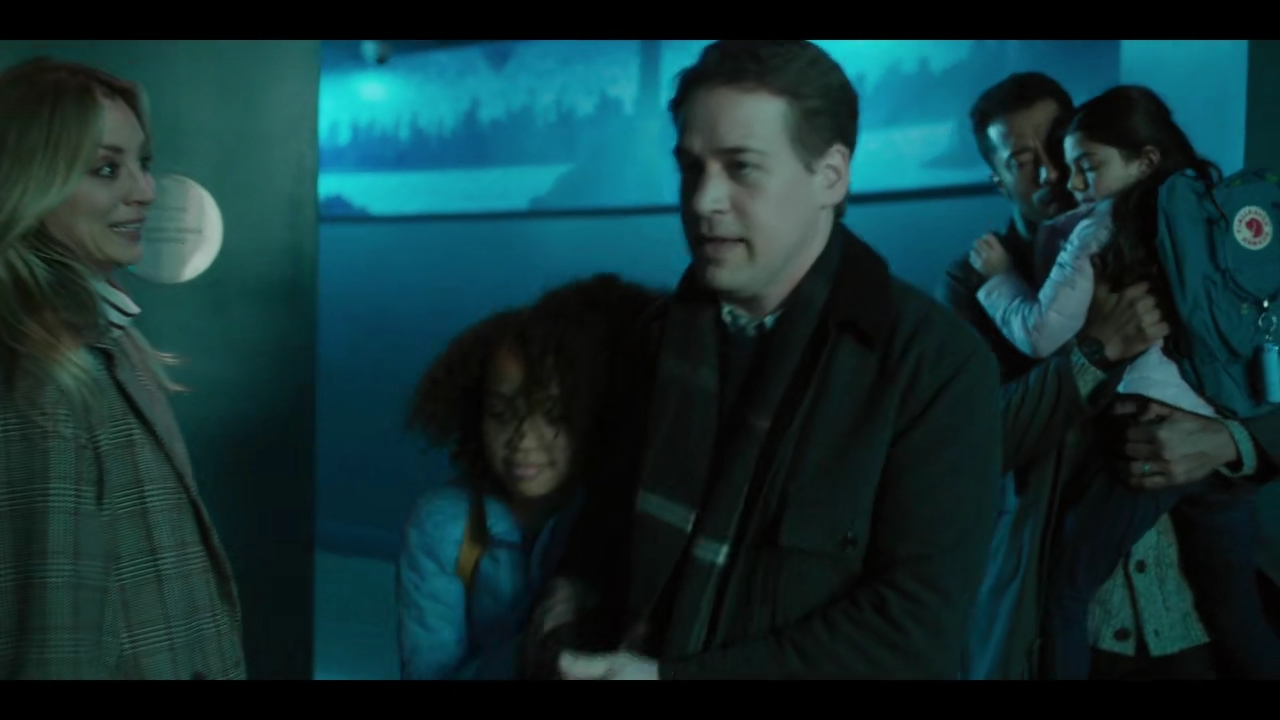 Charmed-Online-dot-nl_TheFlightAttendant1x04-1012.jpg Charmed-Online-dot-nl_TheFlightAttendant1x04-1012.jpg