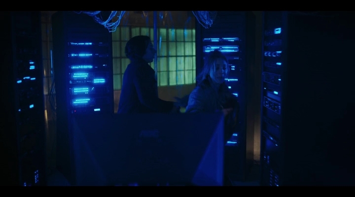 Charmed-Online-dot-nl_TheFlightAttendant1x05-2337.jpg