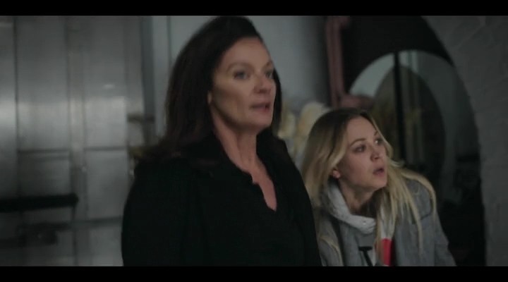 Charmed-Online-dot-nl_TheFlightAttendant1x07-2131.jpg