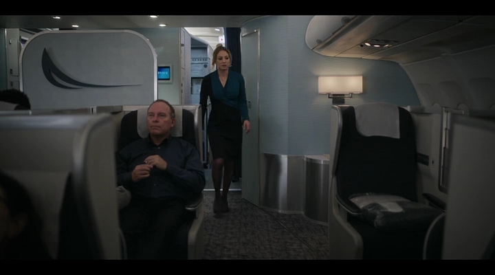 Charmed-Online-dot-nl_TheFlightAttendant1x08-0631.jpg