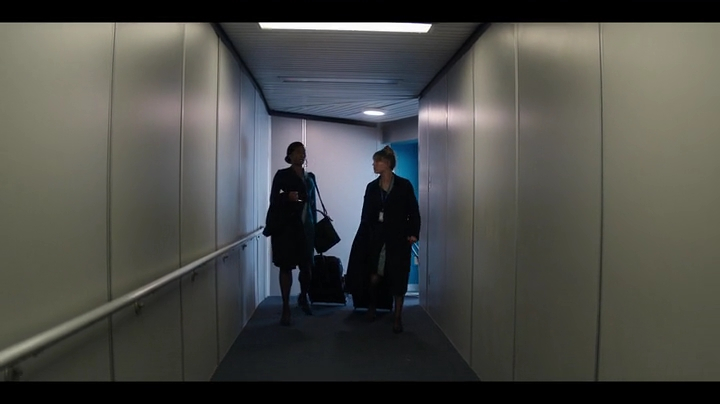 Charmed-Online-dot-nl_TheFlightAttendant2x01-3002.jpg Charmed-Online-dot-nl_TheFlightAttendant2x01-3002.jpg