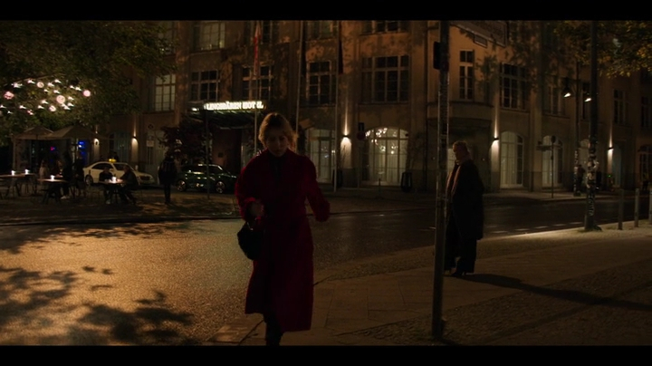 Charmed-Online-dot-nl_TheFlightAttendant2x01-3760.jpg Charmed-Online-dot-nl_TheFlightAttendant2x01-3760.jpg